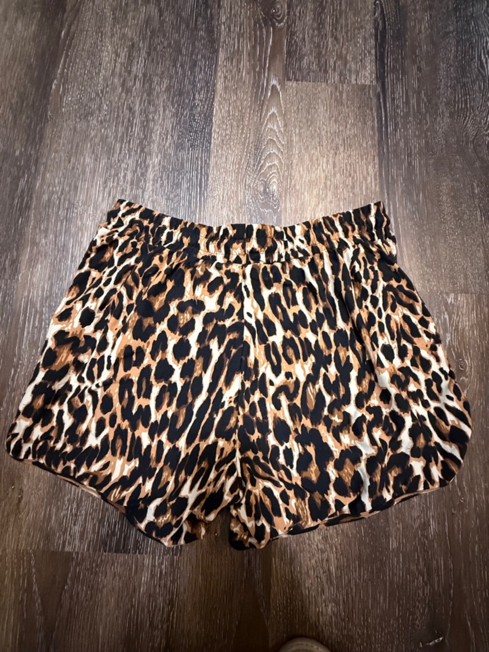 Women’s Leopard Print Athletic Shorts – Brown/Black - Picture 3 of 4
